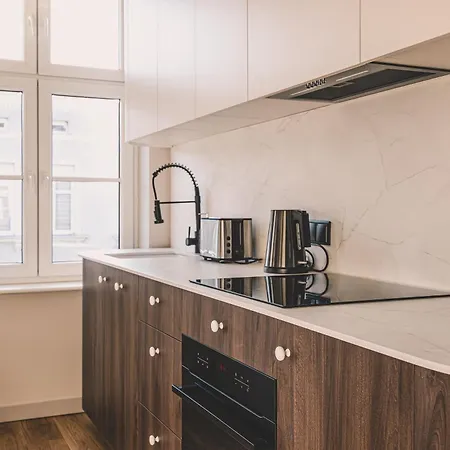 Lägenhet 2homerent Dluga 14 Kamienica W Centrum Poznania *